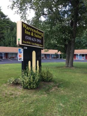  Warrensburg Inn & Suites  Уорренсберг